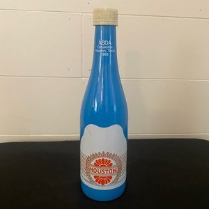 Vintage 1983 NSDA Convention Houston Texas bottle Empty w/cap Cowboy hat graphic